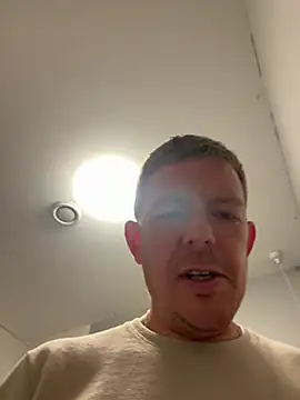 Snapshot of mrwright878787 chatting on May 2, 2026, 4:07 am mrwright878787 online show from May 2, 2026, 4:07 am