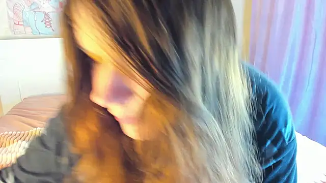 Snapshot of kuraii1_ chatting on February 18, 2026, 6:26 pm kuraii1 online show from February 18, 2026, 6:26 pm