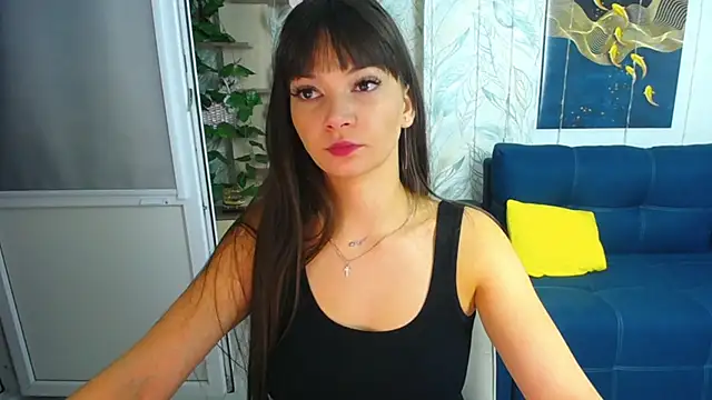 Snapshot of GoldenLadyyy chatting on October 28, 2025, 6:01 am GoldenLadyyy online show from October 28, 2025, 6:01 am