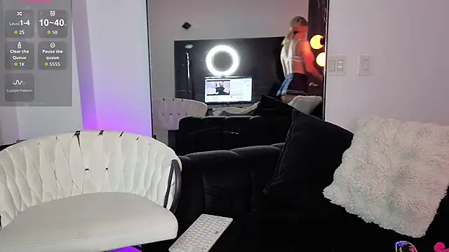 Snapshot of sammanthalove chatting on April 10, 2026, 1:56 am sammanthalove online show from April 10, 2026, 1:56 am