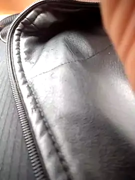 Snapshot of dulce_celeste15 chatting on December 5, 2025, 7:12 pm dulce celeste15 online show from December 5, 2025, 7:12 pm