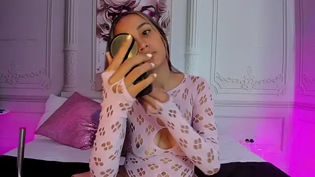 Carohorny4u online show from April 23, 2026, 4:30 am