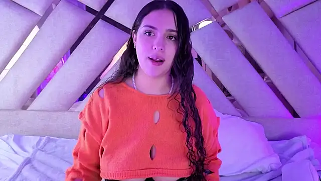 Snapshot of paulette_dupont chatting on December 4, 2025, 10:58 am paulette dupont online show from December 4, 2025, 10:58 am