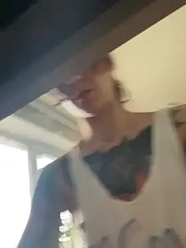 Snapshot of BroadFantasy chatting on February 17, 2026, 5:16 am BroadFantasy online show from February 17, 2026, 5:16 am