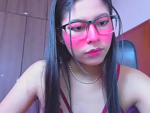 Snapshot of _ALLYSON18_ chatting on July 5, 2026, 12:12 pm ALLYSON18 online show from July 5, 2026, 12:12 pm