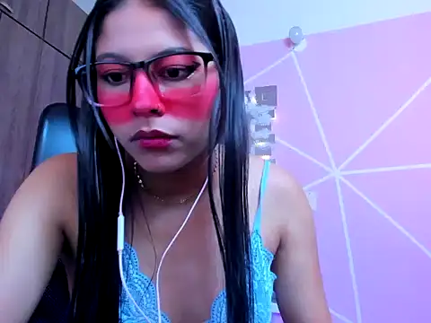  ALLYSON18  online show from November 27, 2025, 11:43 am