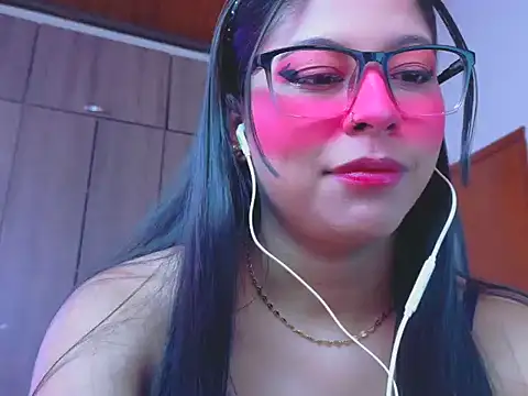 Snapshot of _ALLYSON18_ chatting on March 11, 2026, 12:10 pm ALLYSON18 online show from March 11, 2026, 12:10 pm