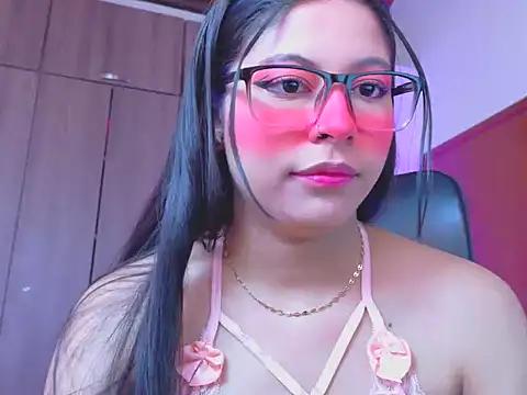 Snapshot of _ALLYSON18_ chatting on July 23, 2026, 12:02 pm ALLYSON18 online show from July 23, 2026, 12:02 pm
