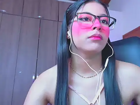 Snapshot of _ALLYSON18_ chatting on June 12, 2026, 11:41 am ALLYSON18 online show from June 12, 2026, 11:41 am