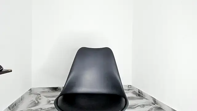 mikee scooth online show from March 22, 2026, 7:26 pm