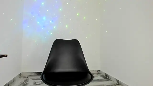 Snapshot of mikee_scooth chatting on May 7, 2026, 8:34 pm mikee scooth online show from May 7, 2026, 8:34 pm