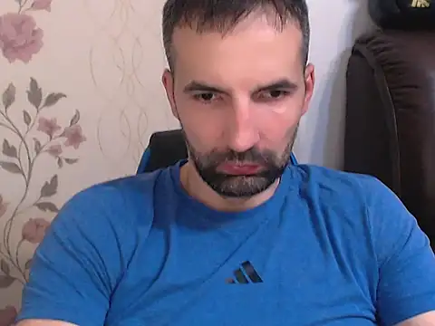 Snapshot of Leo_1617 chatting on June 30, 2026, 1:44 pm Leo 1617 online show from June 30, 2026, 1:44 pm