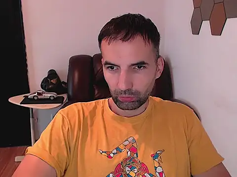 Snapshot of Leo_1617 chatting on October 16, 2025, 11:29 am Leo 1617 online show from October 16, 2025, 11:29 am