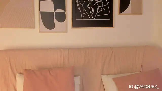 Snapshot of Heyloreley chatting on November 11, 2025, 1:22 am Heyloreley online show from November 11, 2025, 1:22 am