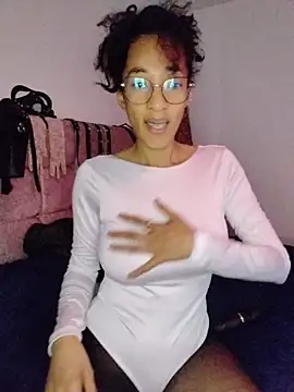 Snapshot of SamaraMartinez chatting on July 2, 2026, 11:38 am SamaraMartinez online show from July 2, 2026, 11:38 am