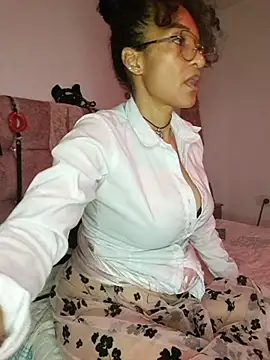 Snapshot of SamaraMartinez chatting on July 6, 2026, 12:06 am SamaraMartinez online show from July 6, 2026, 12:06 am