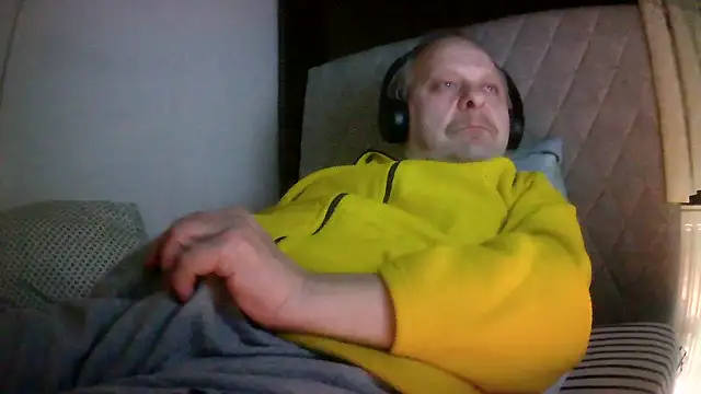 Snapshot of amylrmm1903 chatting on May 5, 2026, 10:02 pm amylrmm1903 online show from May 5, 2026, 10:02 pm