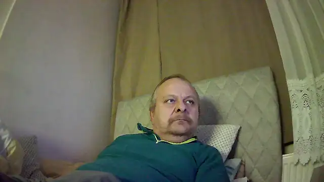 Snapshot of amylrmm1903 chatting on November 30, 2025, 1:56 pm amylrmm1903 online show from November 30, 2025, 1:56 pm