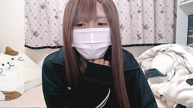  hiyor  online show from March 15, 2026, 7:10 pm