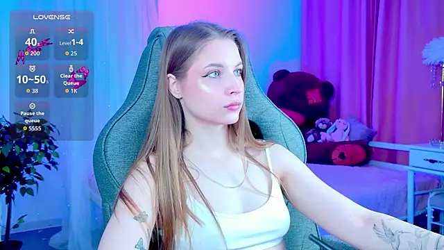 CuteMousee online show from January 8, 2026, 5:46 am