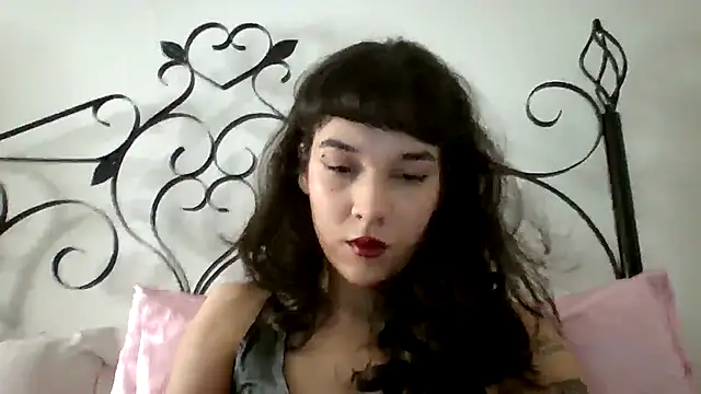 kimmykink online show from October 2, 2025, 9:07 pm