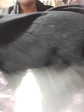 Snapshot of Priya-bhabi012 chatting on December 4, 2025, 2:32 am Priya-bhabi012 online show from December 4, 2025, 2:32 am