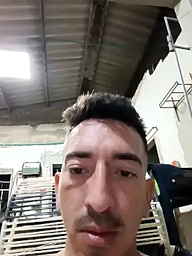 Snapshot of Boony420 chatting on April 13, 2026, 5:00 am Boony420 online show from April 13, 2026, 5:00 am