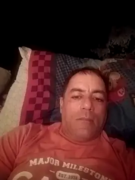 Snapshot of ELMOTHEFUCKER69 chatting on September 17, 2025, 6:32 pm ELMOTHEFUCKER69 online show from September 17, 2025, 6:32 pm