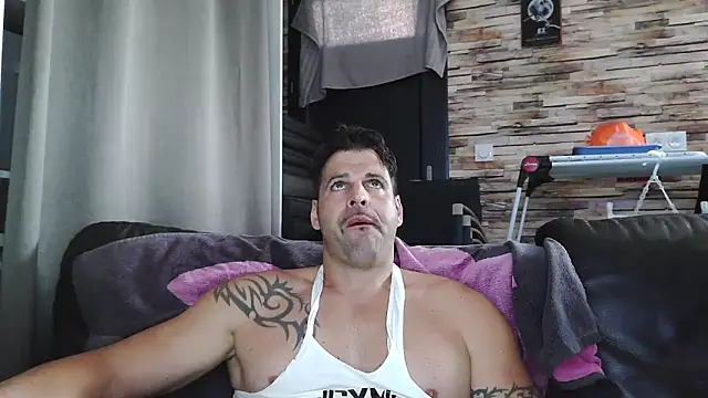 Snapshot of XxBigboybandxX chatting on November 21, 2025, 1:10 pm XxBigboybandxX online show from November 21, 2025, 1:10 pm