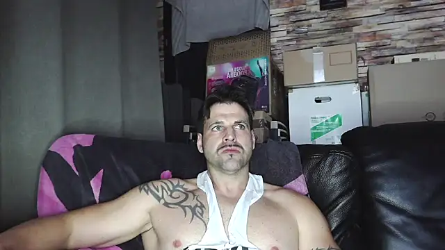 XxBigboybandxX online show from March 4, 2026, 6:04 pm