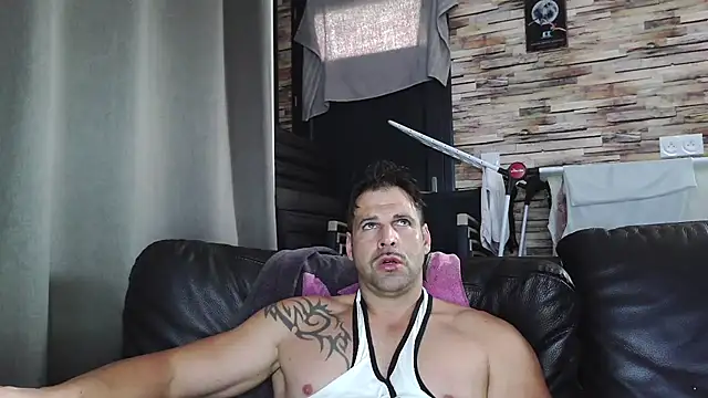 Snapshot of XxBigboybandxX chatting on November 7, 2025, 12:53 pm XxBigboybandxX online show from November 7, 2025, 12:53 pm