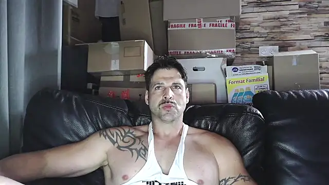 XxBigboybandxX online show from May 2, 2026, 4:34 pm