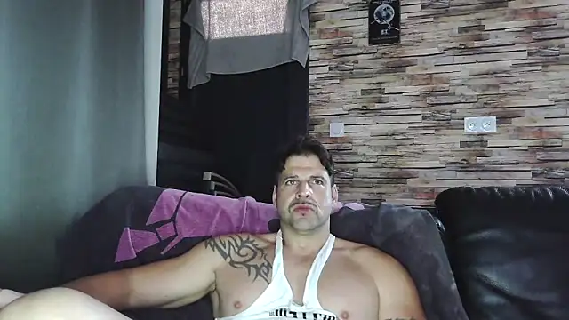 Snapshot of XxBigboybandxX chatting on November 30, 2025, 3:46 pm XxBigboybandxX online show from November 30, 2025, 3:46 pm