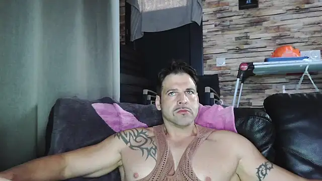 Snapshot of XxBigboybandxX chatting on November 20, 2025, 8:15 am XxBigboybandxX online show from November 20, 2025, 8:15 am