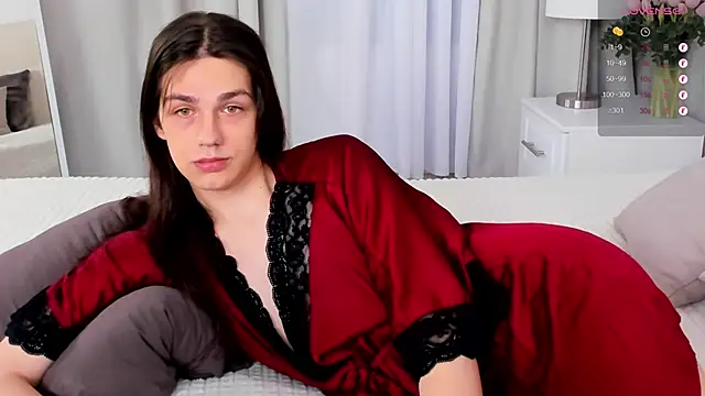 Alfreda Mills online show from November 5, 2025, 10:40 am