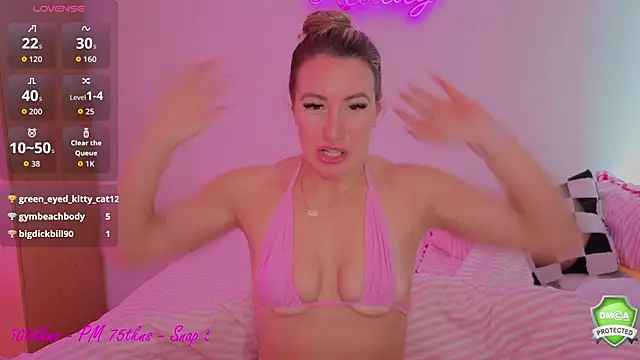 Snapshot of Daisydelicious chatting on June 25, 2026, 9:03 am Daisydelicious online show from June 25, 2026, 9:03 am