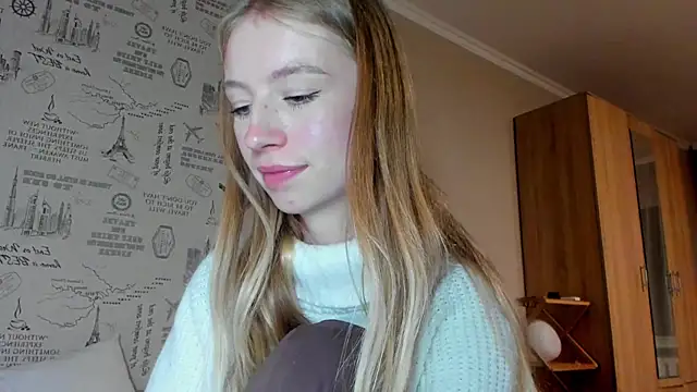 Snapshot of minidivaa_ chatting on October 12, 2025, 8:10 pm minidivaa online show from October 12, 2025, 8:10 pm