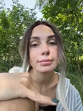 SandraCarter online show from June 18, 2026, 9:14 am
