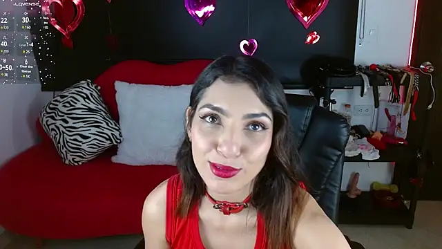 Carolaine69  online show from February 24, 2025, 1:53 pm