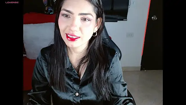Snapshot of Carolaine69_ chatting on June 30, 2026, 1:33 pm Carolaine69 online show from June 30, 2026, 1:33 pm