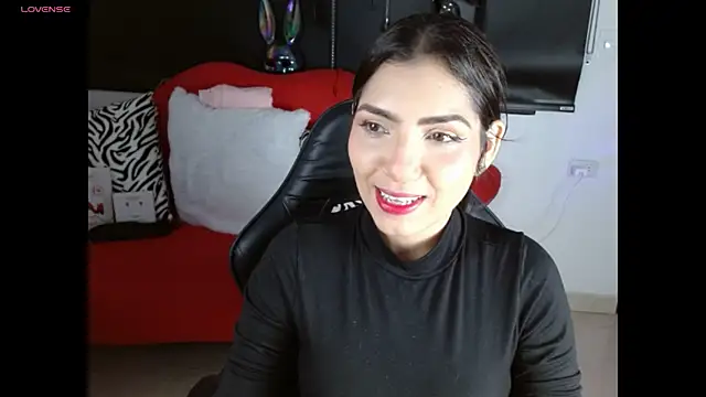 Snapshot of Carolaine69_ chatting on July 18, 2026, 1:58 am Carolaine69 online show from July 18, 2026, 1:58 am