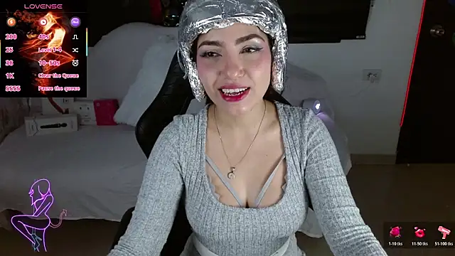 Snapshot of Carolaine69_ chatting on June 6, 2026, 2:11 pm Carolaine69 online show from June 6, 2026, 2:11 pm