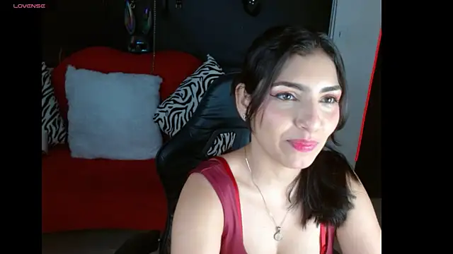 Snapshot of Carolaine69_ chatting on July 14, 2026, 1:28 pm Carolaine69 online show from July 14, 2026, 1:28 pm
