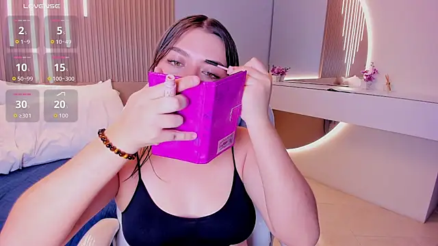 Snapshot of Sexy_paradise18_ chatting on October 12, 2025, 3:41 am Sexy paradise18 online show from October 12, 2025, 3:41 am