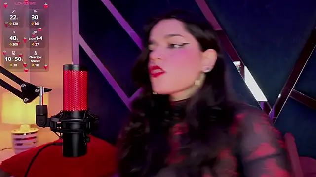 ValerieKay  online show from June 19, 2026, 1:39 pm