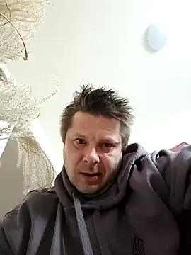 Snapshot of brbrrbrbrb chatting on February 25, 2026, 3:34 pm brbrrbrbrb online show from February 25, 2026, 3:34 pm