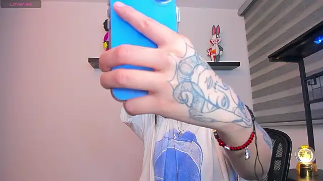 Gangster Girl online show from February 7, 2026, 3:25 am