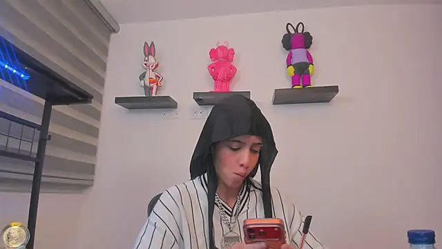 Snapshot of Gangster_Girl chatting on May 25, 2026, 6:45 am Gangster Girl online show from May 25, 2026, 6:45 am