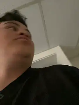 Snapshot of elperrinHN chatting on March 10, 2025, 7:18 pm elperrinHN online show from March 10, 2025, 7:18 pm