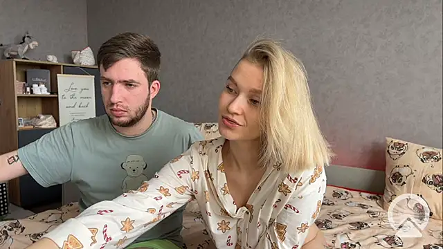 Adelovenick online show from December 14, 2024, 10:24 am